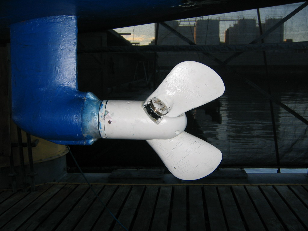 Kiwiprop-SDC installed on Young 10 m and Bukh 20 hp